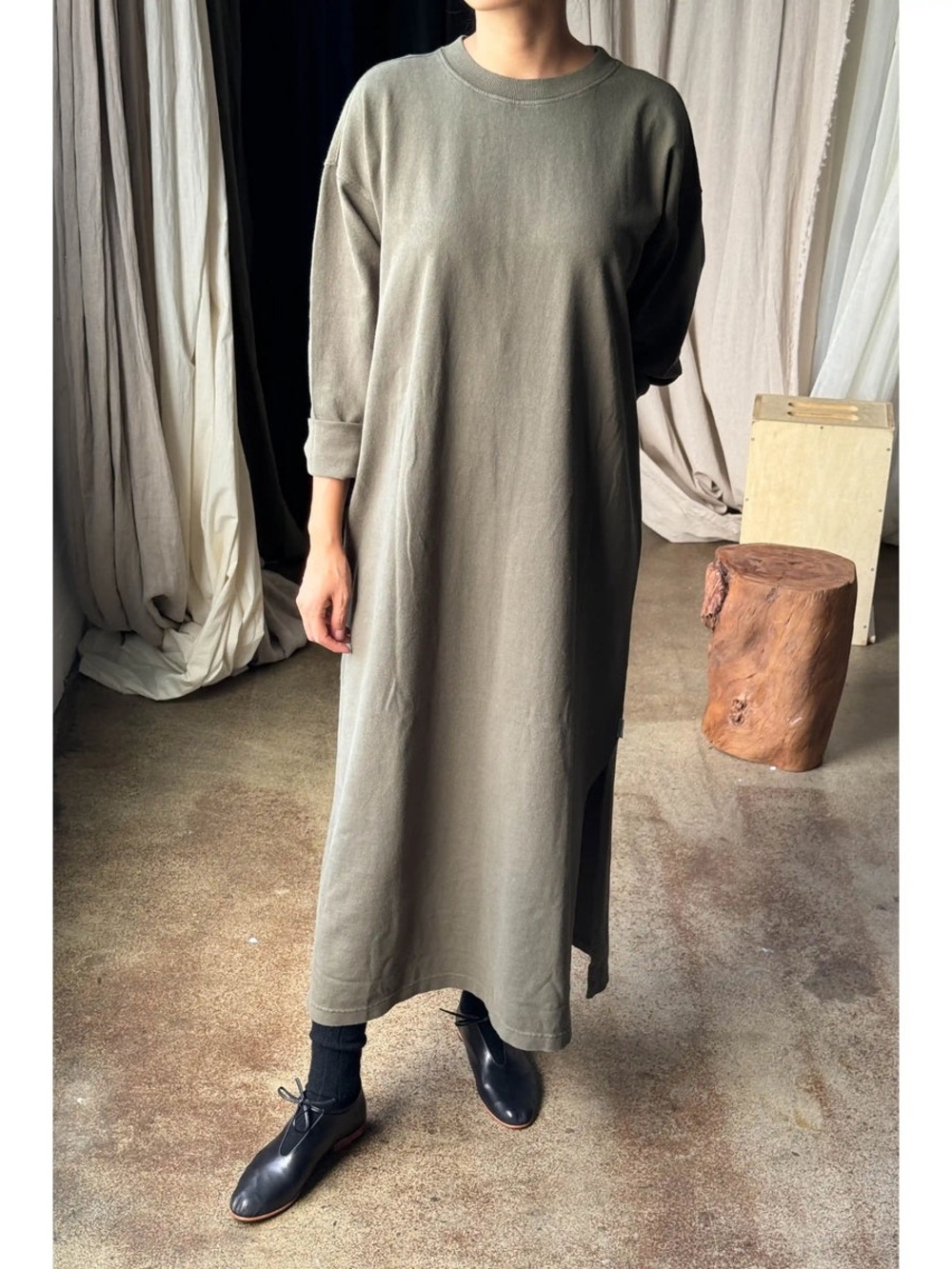 Minimalist Crewneck Midi Dress in Olive